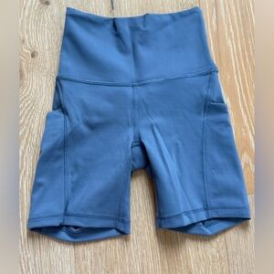 Lululemon Women's High-Waisted Shorts with Pockets 6” Oasis Blue Size 2